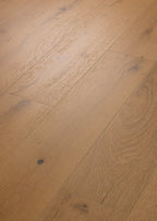 CASTLEWOOD OAK Hardwood by Shaw